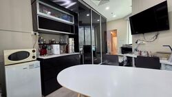 Sunshine Plaza (D7), Office #619162641